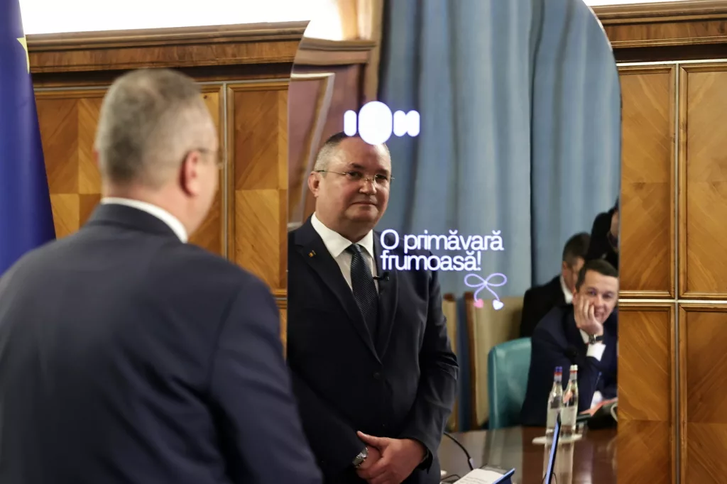 (VIDEO) Robotul Ion, consilierul onorific al premierului Ciucă