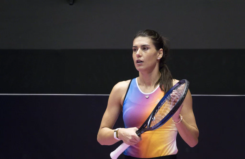 Inevitabilul s-a produs! Sorana Cîrstea a spus „pas“ primului său turneu pe zgură din acest an
