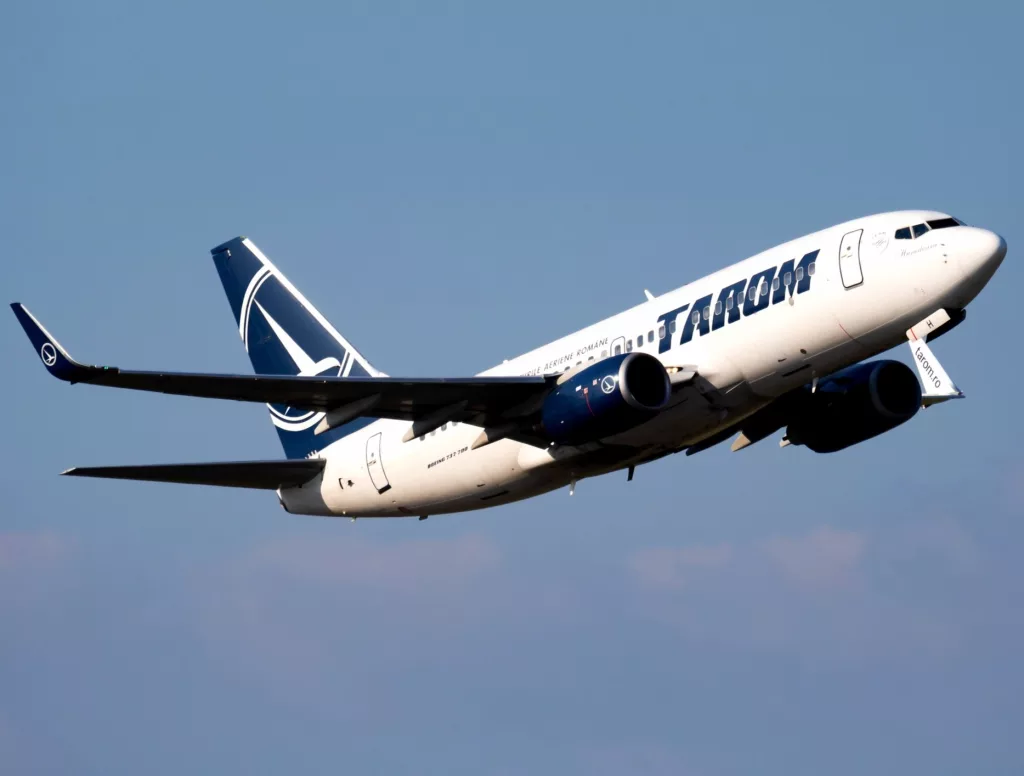 O aeronavă Tarom a aterizat de urgenţă la Istanbul din cauza unei ameninţări cu bombă