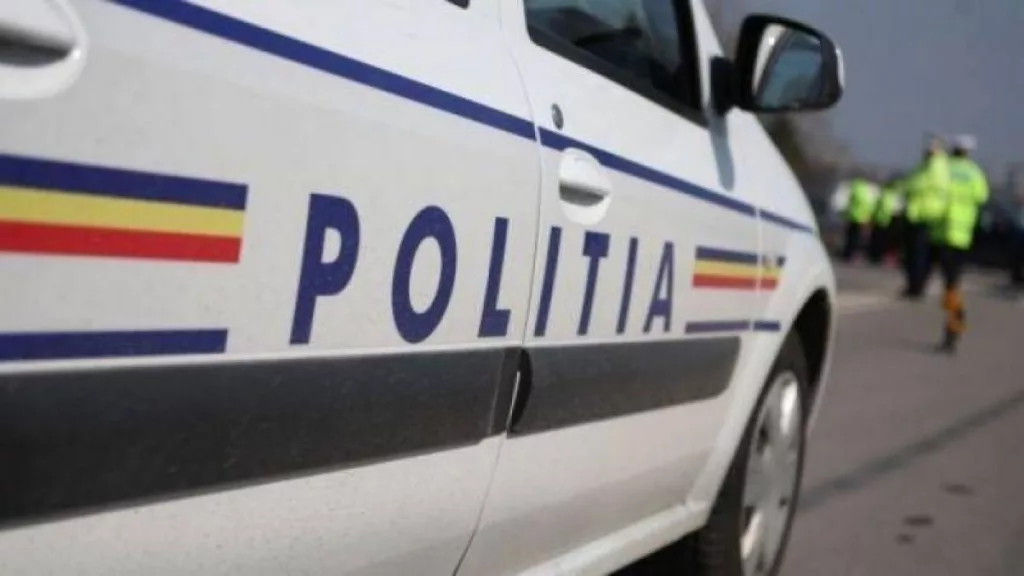 Trafic blocat pe DN 1, după ce un tir a luat foc într-o parcare