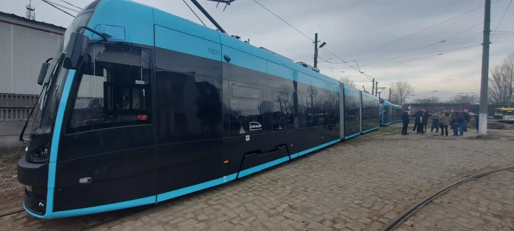 Cât a costat asigurarea RCA pentru tramvaiele noi ale Craiovei