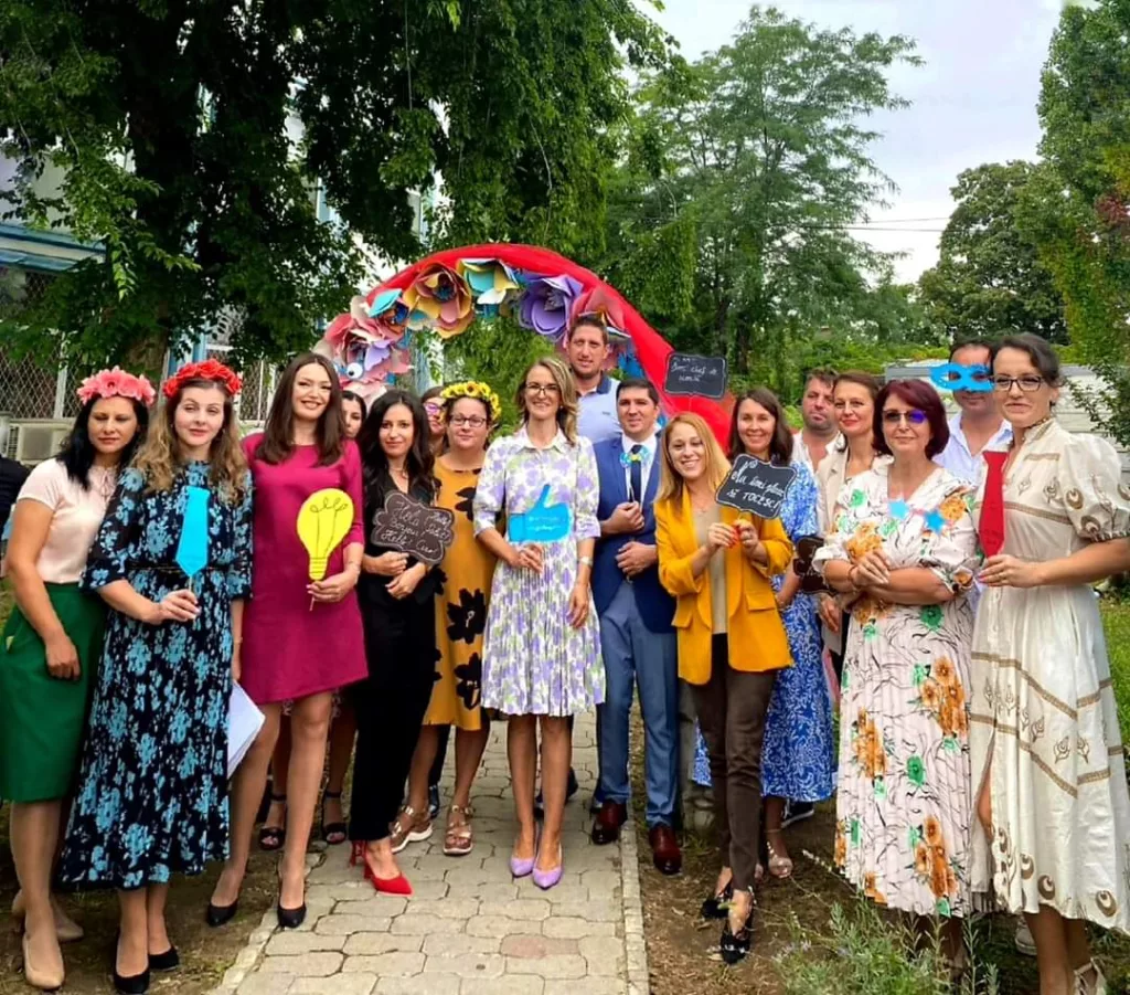 Liceul „Voltaire” serbează Luna Francofoniei. Craiovenii sunt invitaţi la spectacol pe 17 martie