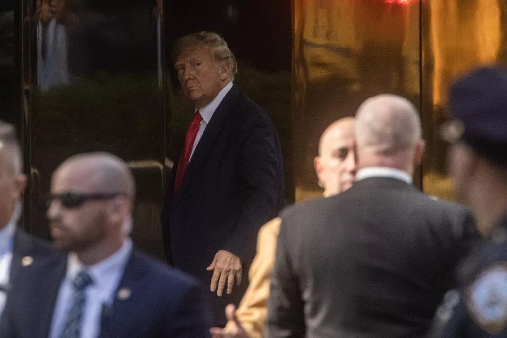 Fostul președinte american Donald Trump va fi pus oficial sub acuzare