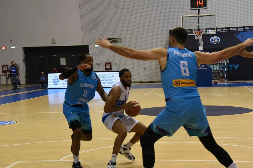 Baschet / SCMU Craiova, cu gândul doar la victorie în duelul cu Voluntari