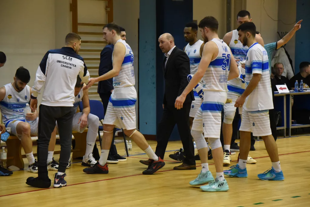 Baschet / SCMU Craiova joacă azi la Dinamo pentru un loc mai bun în Top 10