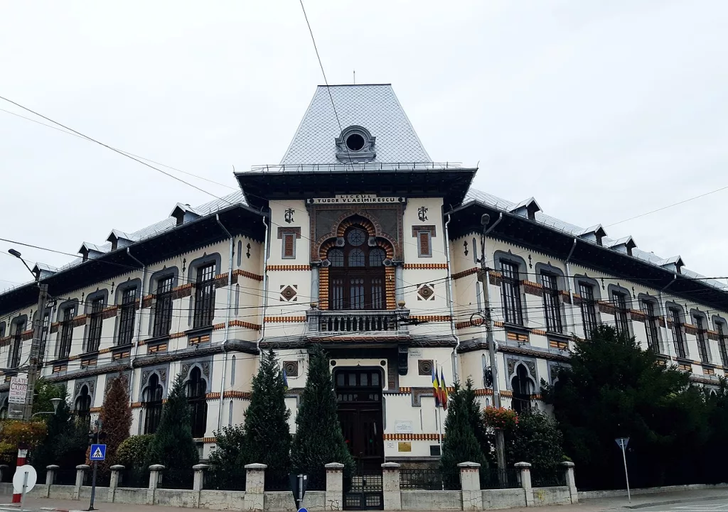 Trei mențiuni obținute de elevii gorjeni la Olimpiada Națională de Lingvistică