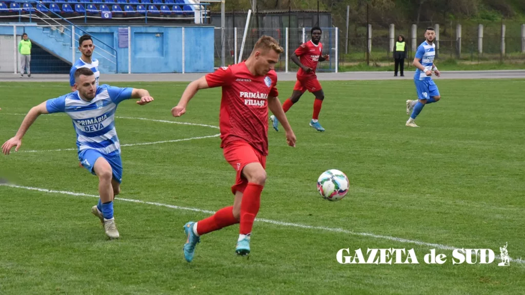 Liga 3, seria 7 | Derbiul ACSO Filiaşi – CSM Deva se anunţă spectaculos