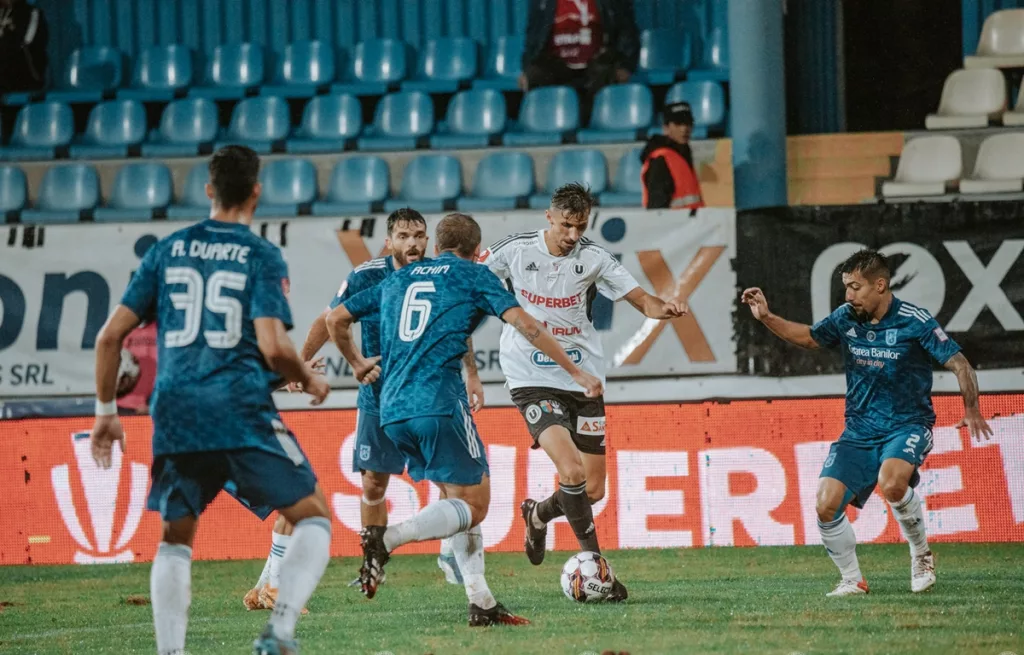 U Cluj – FCU / Puncte şi orgolii în iarba de la Mediaş