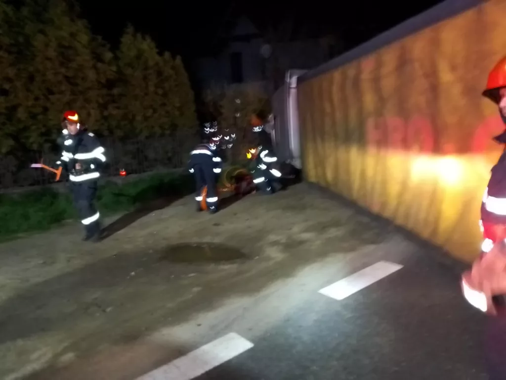 (VIDEO) Vâlcea: Accident mortal pe DN 7, în Bujoreni