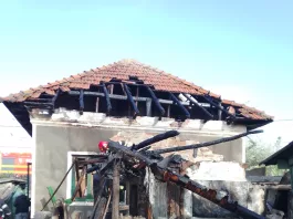 Un incendiu la o locuinţă de pe strada Stolniceni