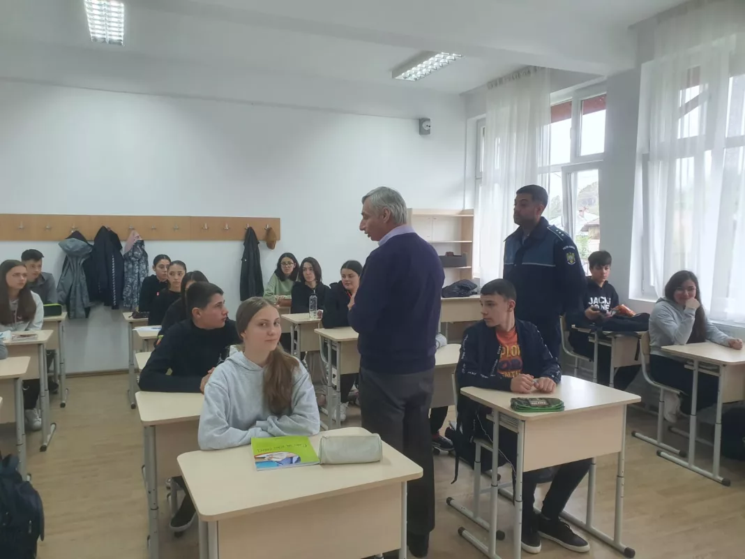 Gorj: Acțiuni de stopare a consumului de droguri în licee