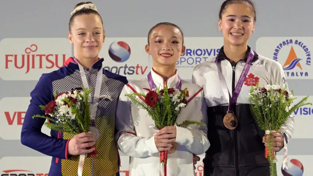 Gimnastică / Tânăra Alexia Vănoagă, medaliată cu argint la CM din Antalya