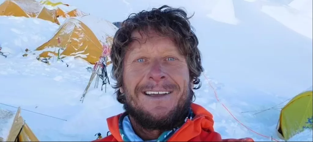Alpinistul Noel Hanna, care a trăit pentru munți, a murit în Nepal
