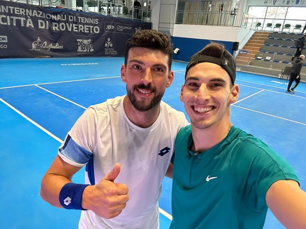 Victor Cornea este în sferturi la Oeiras! Românul atacă trofeul portughez