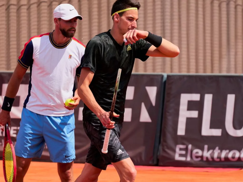 Victor Cornea va lupta în sferturile probei de dublu de la Estoril