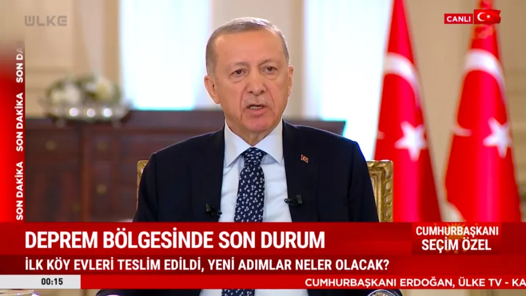 Recep Erdogan a întrerupt un interviu în direct din cauza unei gripe intestinale