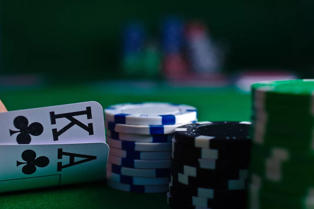 Arta blufului în poker: cum să-ți mărești șansele de reușită Arta blufului în poker: cum să-ți mărești șansele de reușită