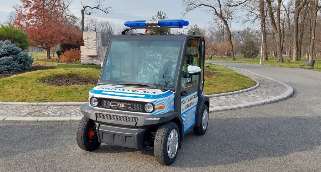 Poliţist local, lovit cu maşina de colegul său în Parcul Romanescu