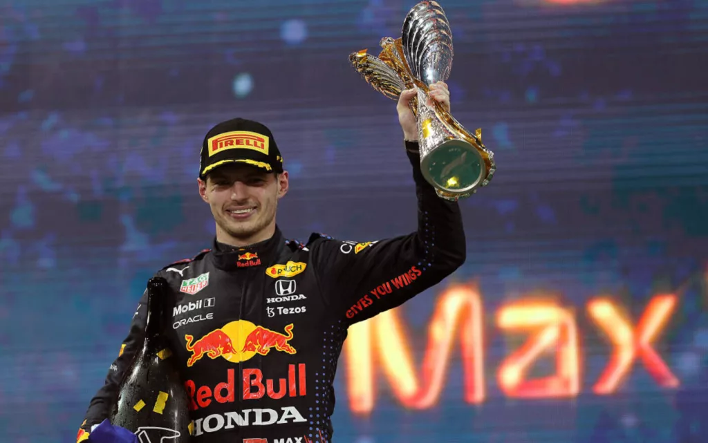 F1 / Max Verstappen a câştigat o cursă „nebună“ în Australia