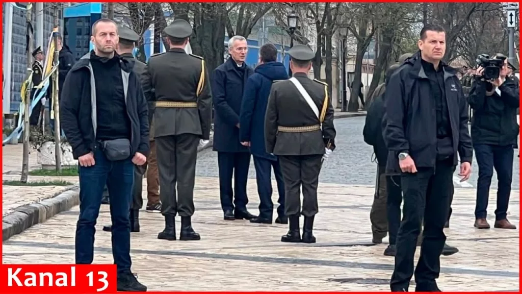 (VIDEO) Jens Stoltenberg, prima vizită la Kiev de la începutul războiului