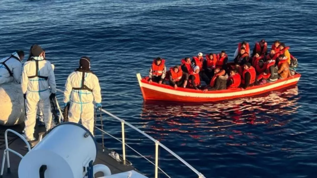 Italia adoptă starea de urgență pentru migranți