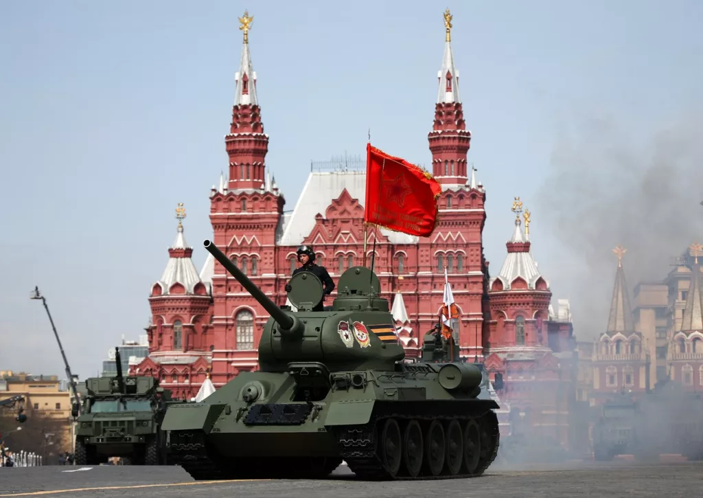 Ţările baltice şi Polonia nu permit preşedintelui Serbiei şi premierului Slovaciei să le survoleze spaţiul aerian în drum spre Moscova