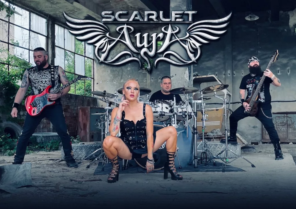 (VIDEO) Scarlet Aura a lansat noul single „Cu pletele-n vânt“