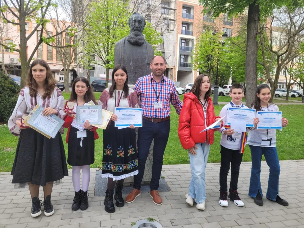 Eleve din Craiova, pe podium la Olimpiada Națională Interdisciplinară de Limba Română și Religie