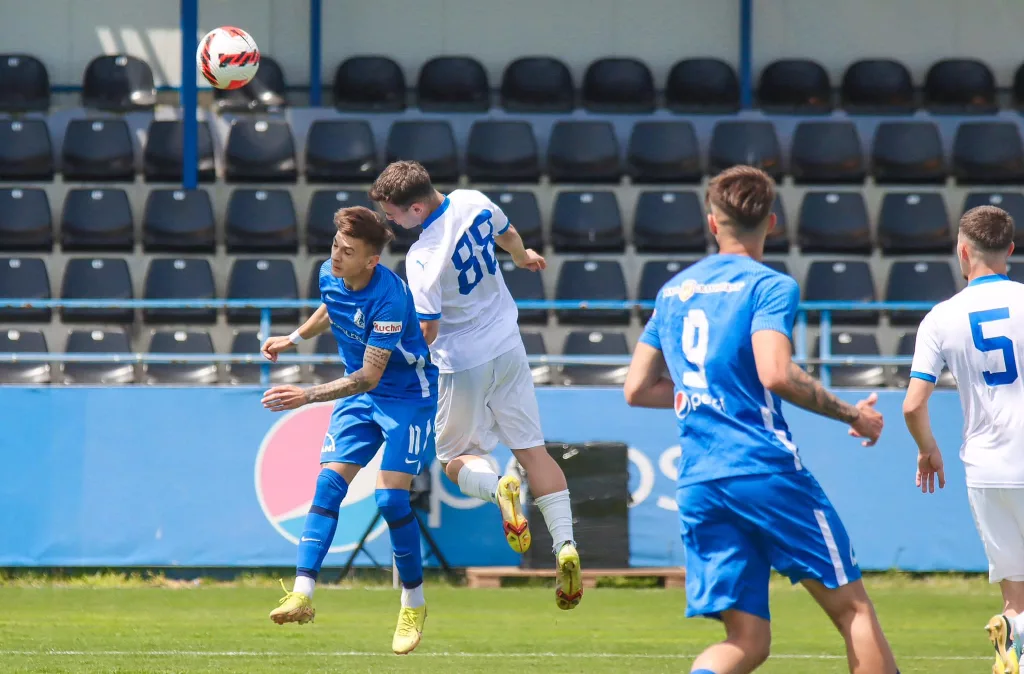 Juniorii U18 şi U16 ai Universităţii Craiova, la un pas de titlu