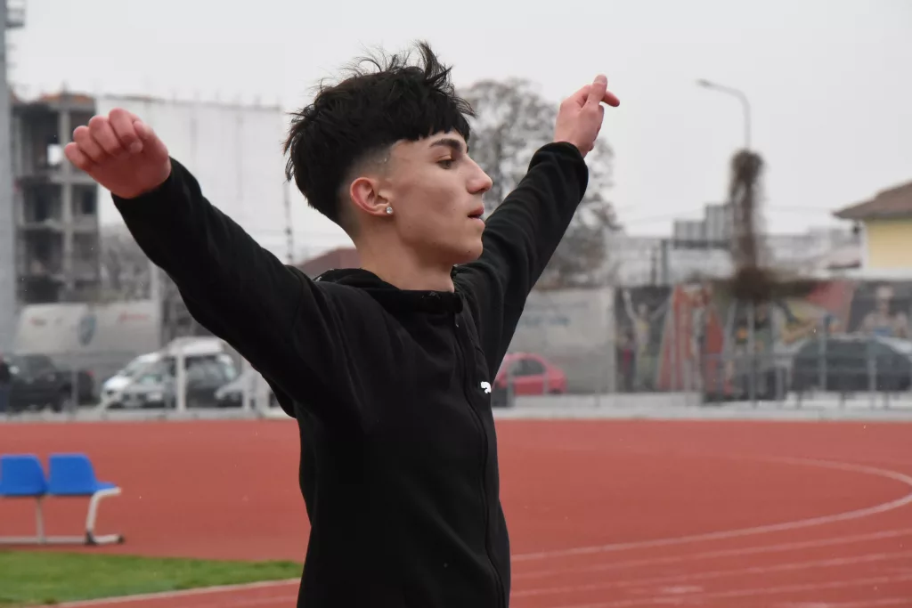 Alexander, „leul“ de pe pista de atletism