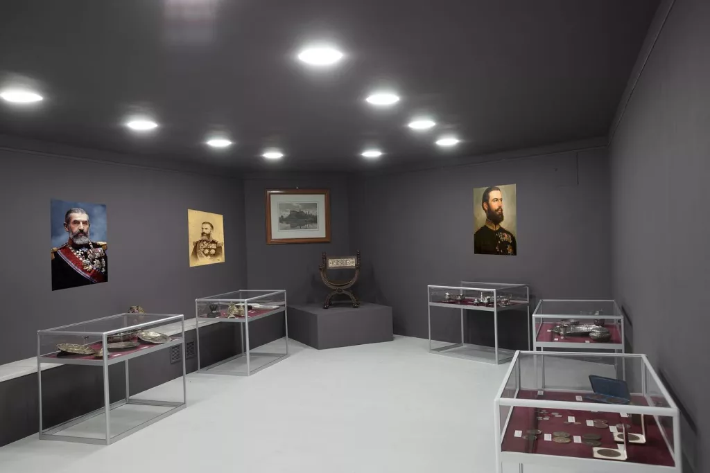 Vernisajul expoziției Regele Carol I la Teatrul Național Craiova