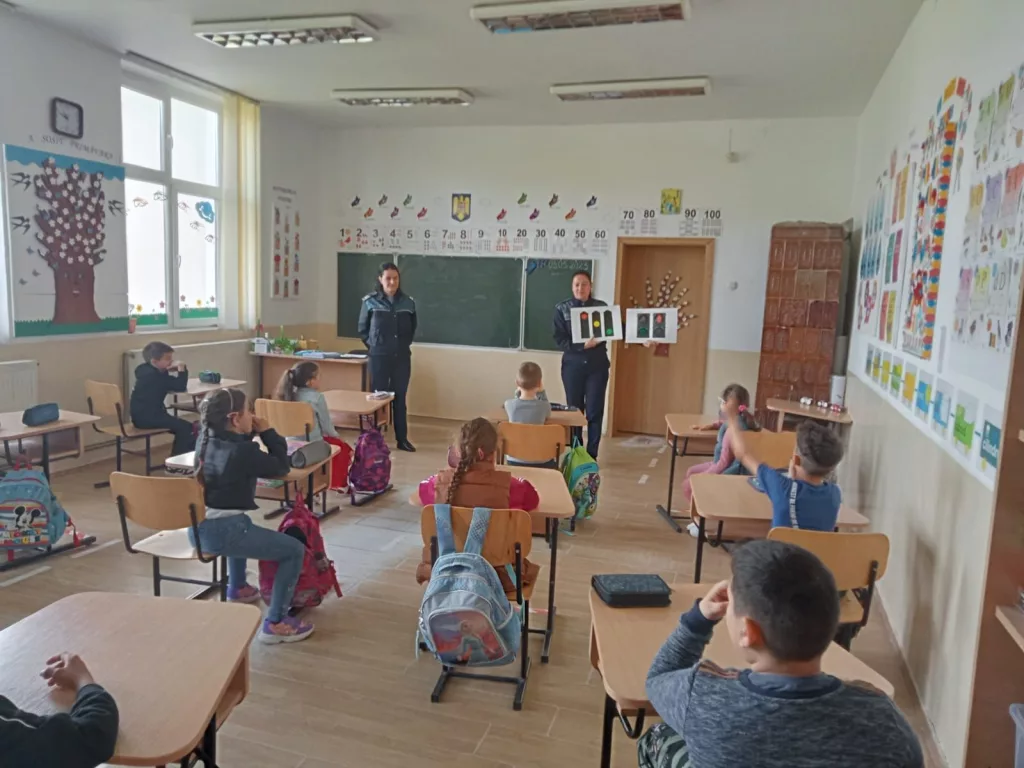 Siguranța elevilor, prioritatea polițiștilor vâlceni