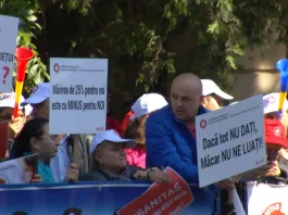 Protest în faţa Ministerului Sănătăţii