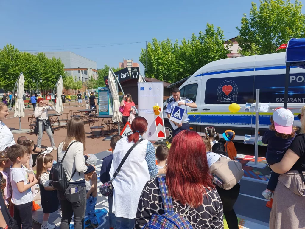 Copiii din Drobeta Turnu Severin, „polițiști pentru o zi”
