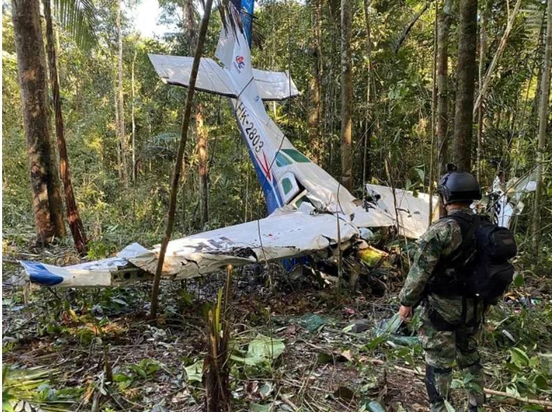 (VIDEO) 4 copii au supraviețuit accidentului aviatic din jungla columbiană