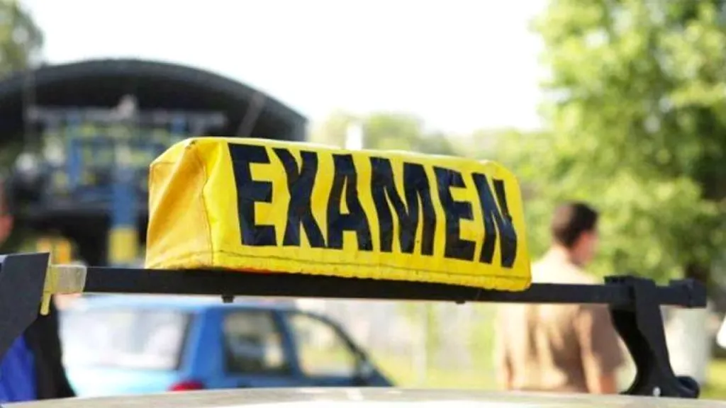 Tânără picată la examenul de permis pentru că a refuzat avansurile polițistului