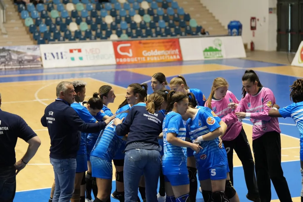 SCMU Craiova și-a luat la revedere de la suporteri cu o victorie frumoasă cu Vâlcea