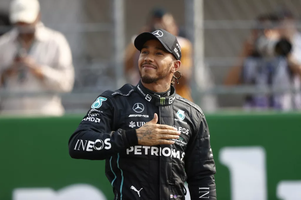 Trădare sau nu în Formula 1? Hamilton, ademenit de Ferrari cu un salariu fabulos