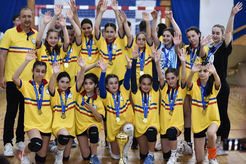 Volei / Când pasiunea şi talentul se îmbină! CSV Craiova, din nou campioană naţională