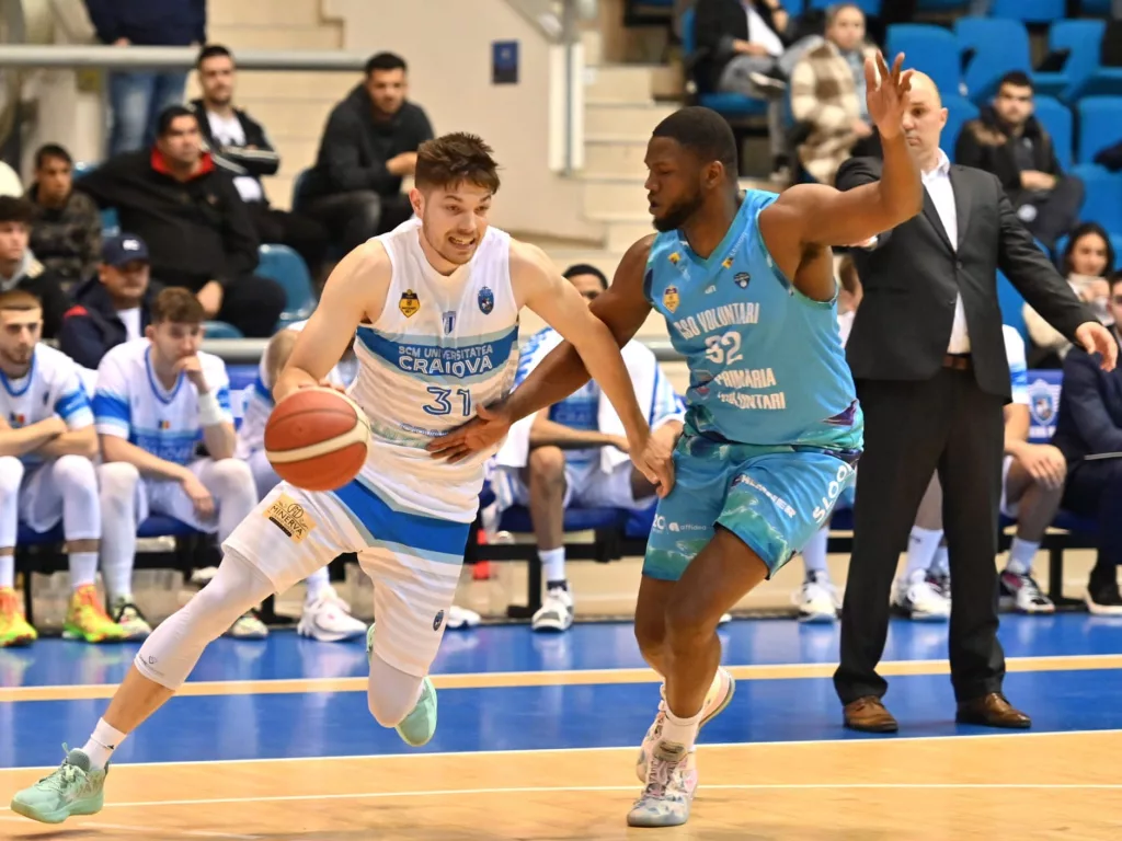 Baschet / SCMU Craiova a încheiat pe șase sezonul! Voluntari ne-a „căsăpit“ și la final