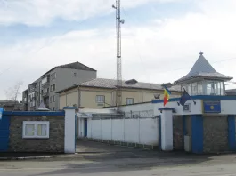 Angajații Penitenciarului Târgu Jiu refuză să intre la lucru