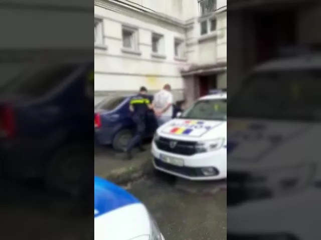 (VIDEO) Dolj: Și-a bătut consăteanul și a ajuns după gratii