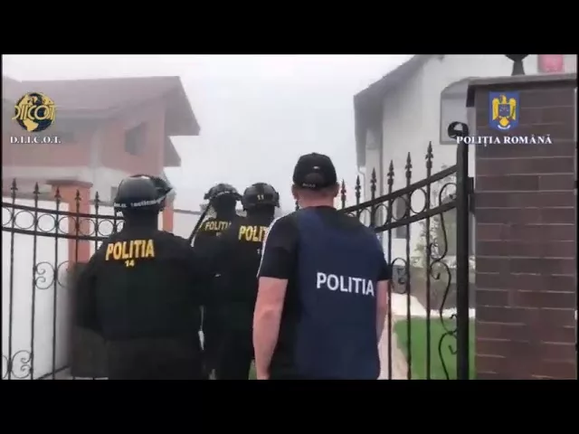 (VIDEO) 13 percheziții la proxeneți din vestul țării