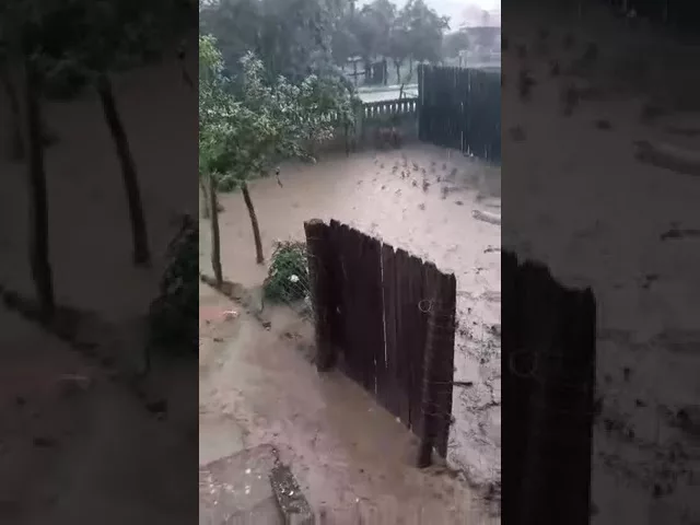(VIDEO) Ploaia a făcut prăpăd la Aninoasa