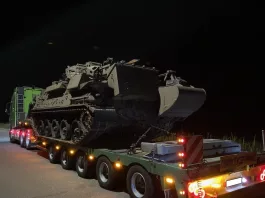 Şofer român blocat în Germania după ce a fost prins transportând ilegal un tanc