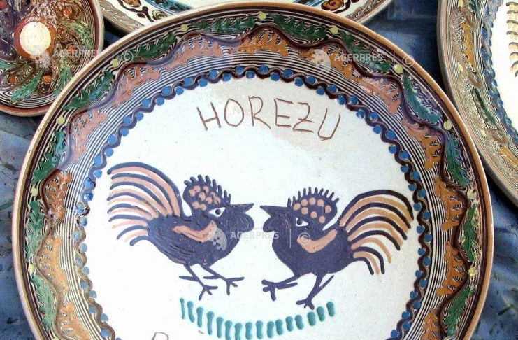 Se deschide târgul de ceramică „Cocoşul de Horezu