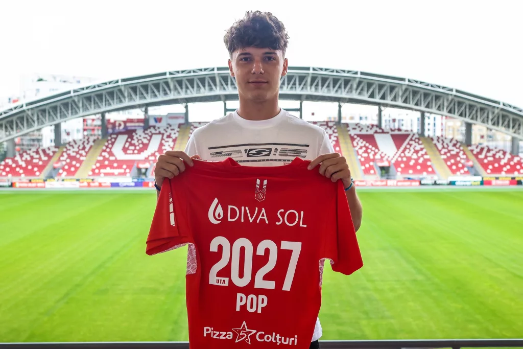 Superliga | Dorit de „U“ Craiova, Rareş Pop şi-a prelungit contractul cu UTA