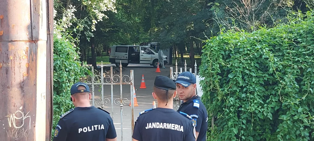Emi, tânărul înjunghiat, se simte mai bine