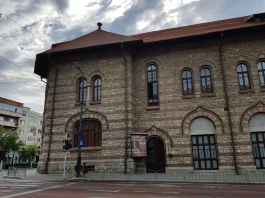 Colegiul Național Alexandru Lahovari din Râmnicu Vâlcea, unul dintre centrele de desfășurare a examenului de bacalaureat