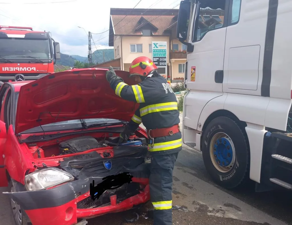 Trei femei rănite în urma unui accident în Baia de Fier